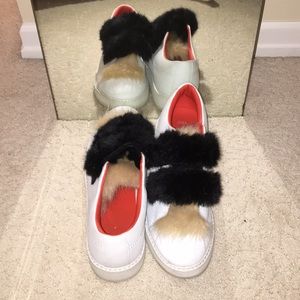 Cute trendy sneakers !